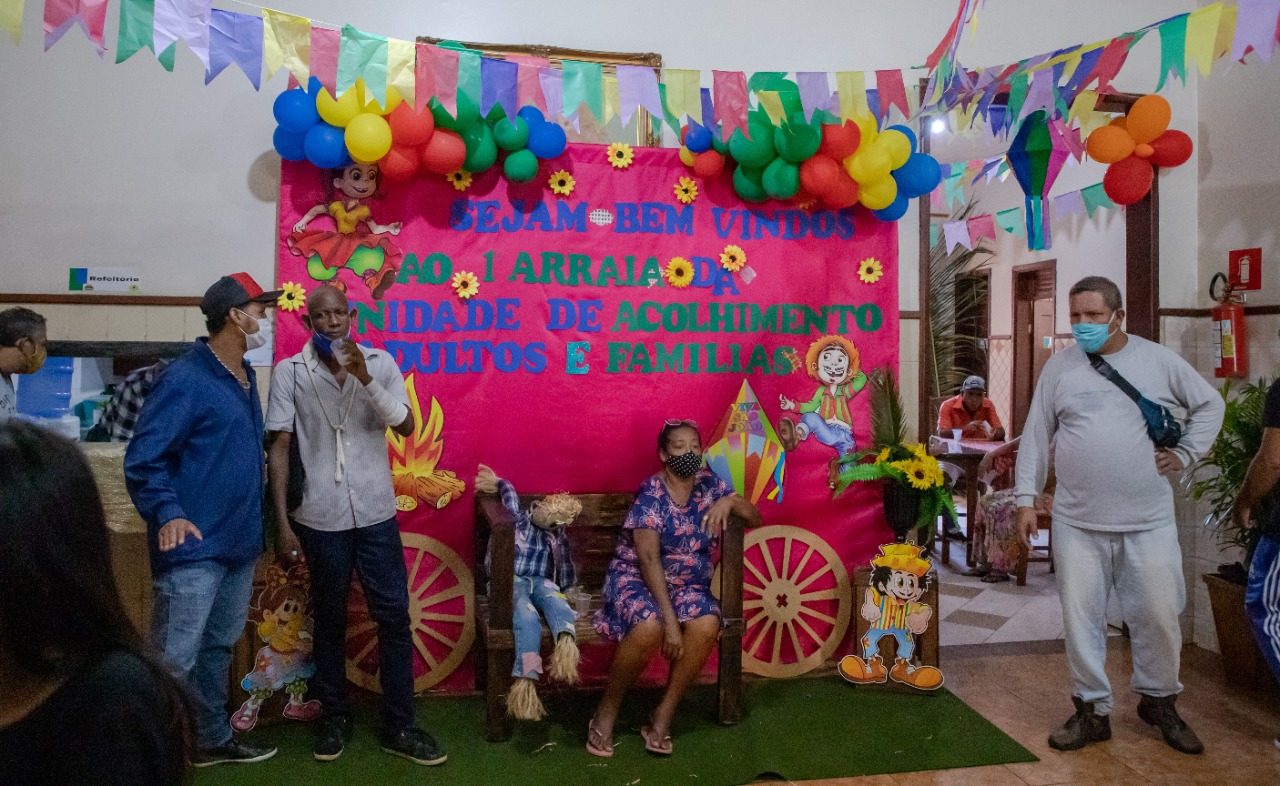 Decoração foi feita para comemorar as festividades junina